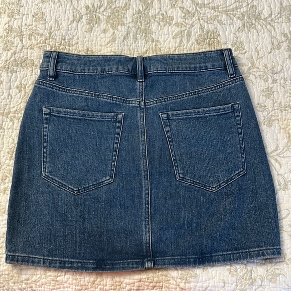 Garage skirt - Picture 2 of 2